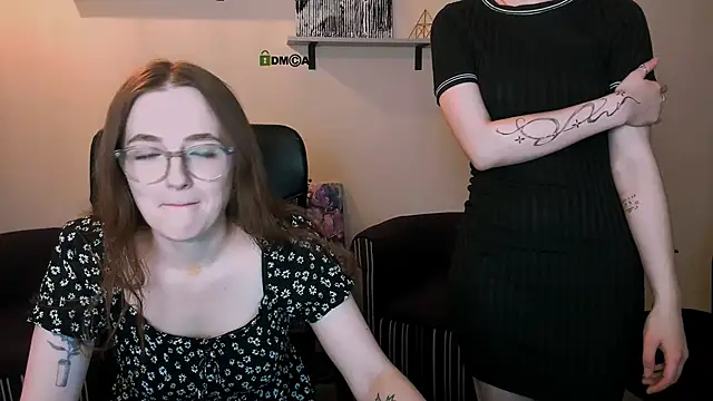 luna berryy online show from 12.06.24