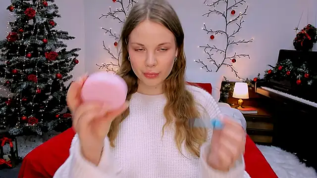 holy kitty online show from 01.15.25