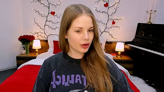 holy kitty online show from 09.12.25