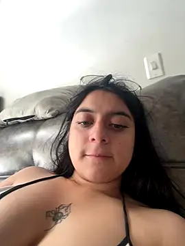 Snapshot of Cassie-millers chatting on 12.08.24 Cassie-millers online show from 12.08.24