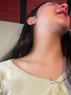 Snapshot of Cassie-millers chatting on 12.11.24 Cassie-millers online show from 12.11.24