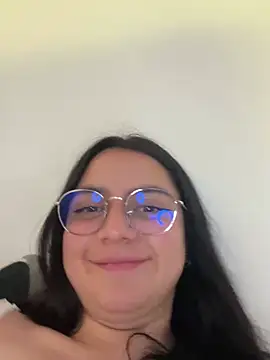 Snapshot of Cassie-millers chatting on 12.17.24 Cassie-millers online show from 12.17.24