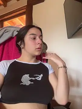 Snapshot of Cassie-millers chatting on 01.02.25 Cassie-millers online show from 01.02.25