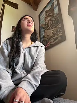 Snapshot of Cassie-millers chatting on 01.07.25 Cassie-millers online show from 01.07.25