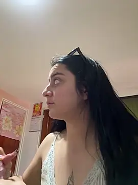 Snapshot of Cassie-millers chatting on 01.16.25 Cassie-millers online show from 01.16.25