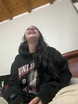 Snapshot of Cassie-millers chatting on 01.19.25 Cassie-millers online show from 01.19.25