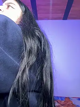 Snapshot of Cassie-millers chatting on 03.12.25 Cassie-millers online show from 03.12.25