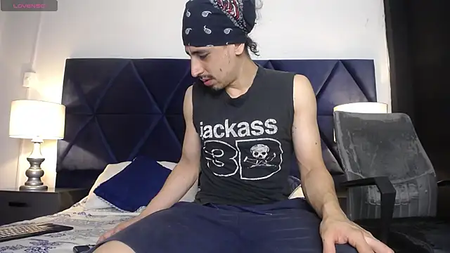 Sr Magnus  online show from 02.04.25