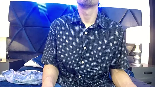 Sr Magnus  online show from 02.16.25