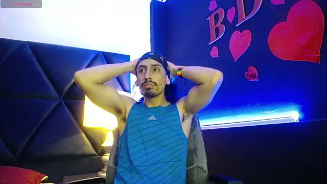 Sr Magnus  online show from 03.04.25