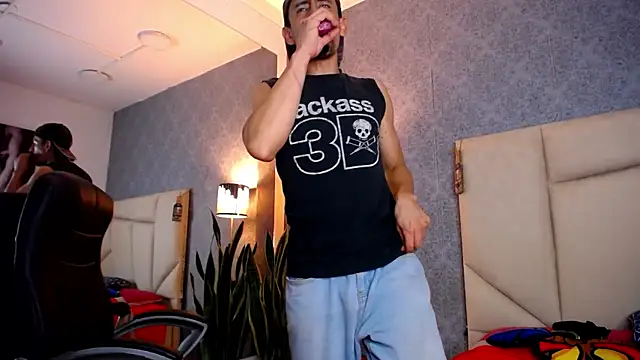 Sr Magnus  online show from 09.14.25