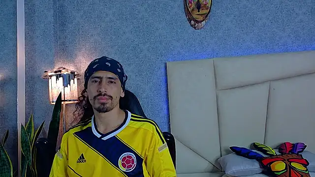 Sr Magnus  online show from 10.18.25