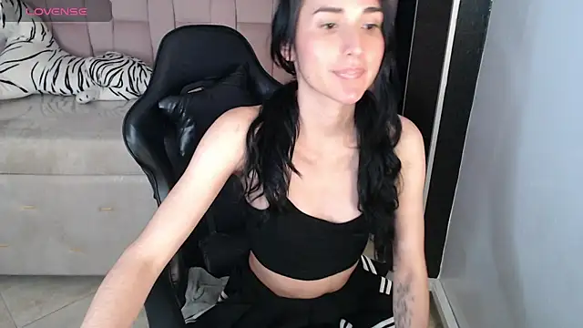 jesi daniels b online show from 12.11.24