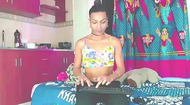 Snapshot of Yariya_sensual chatting on 01.14.25 Yariya sensual online show from 01.14.25