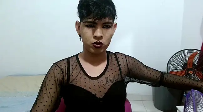 estefania224 online show from 02.21.25