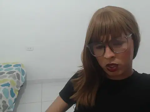 estefania224 online show from 03.17.26