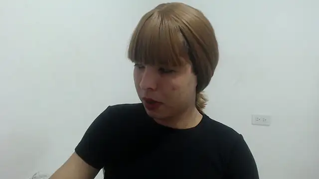estefania224 online show from 05.22.26