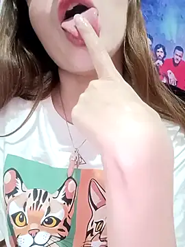 Lucyy-hess online show from 12.31.24