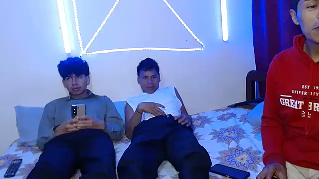 dani07- online show from 10.11.25