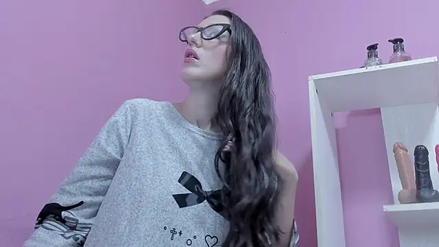 LolaBoobs online show from 11.17.25