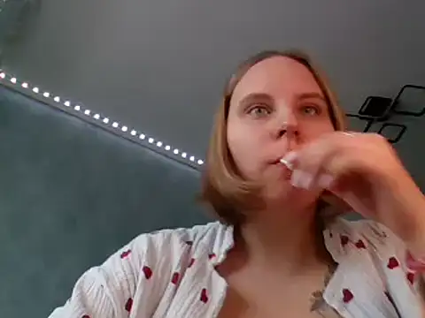 Thalia  Star online show from 01.04.25