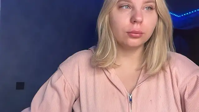 Thalia  Star online show from 11.04.25