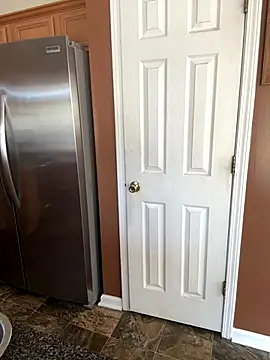 Snapshot of choclatepeaach chatting on 11.06.25 choclatepeaach online show from 11.06.25