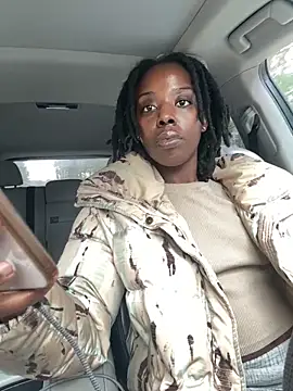 choclatepeaach online show from 12.22.25