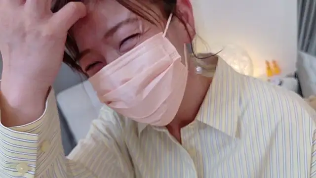 Risa 06 online show from 04.05.26