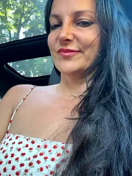 Snapshot of -OLYA- chatting on 06.19.26 -OLYA- online show from 06.19.26