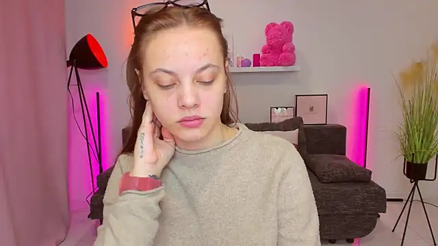 rora skyline online show from 10.08.25