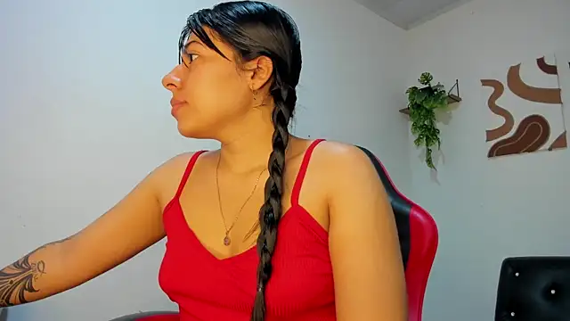 Caro kitty- online show from 12.15.25