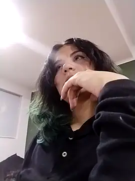 gigiqueen 18 online show from 03.20.26