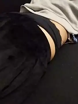 Snapshot of parejadiferente25 chatting on 12.02.24 parejadiferente25 online show from 12.02.24