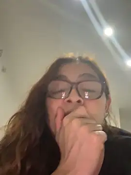 AntonellaAlondra4 online show from 10.19.25