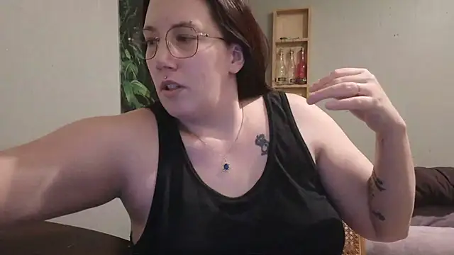 ThickGirlsDoItBetter online show from 03.22.25