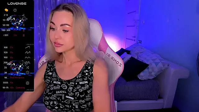 AdeleRoberts online show from 02.24.26