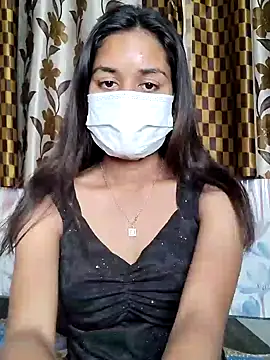 Snapshot of its_sophiaa chatting on 12.10.24 its sophiaa online show from 12.10.24