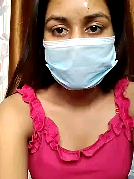 Snapshot of its_sophiaa chatting on 12.27.24 its sophiaa online show from 12.27.24