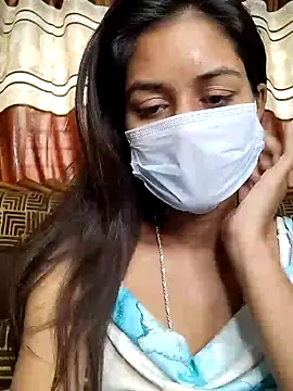 Snapshot of its_sophiaa chatting on 01.11.25 its sophiaa online show from 01.11.25