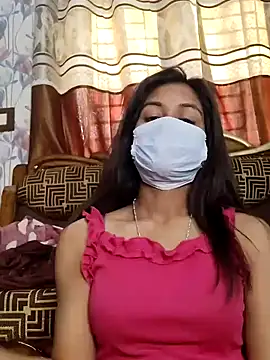 Snapshot of its_sophiaa chatting on 01.12.25 its sophiaa online show from 01.12.25