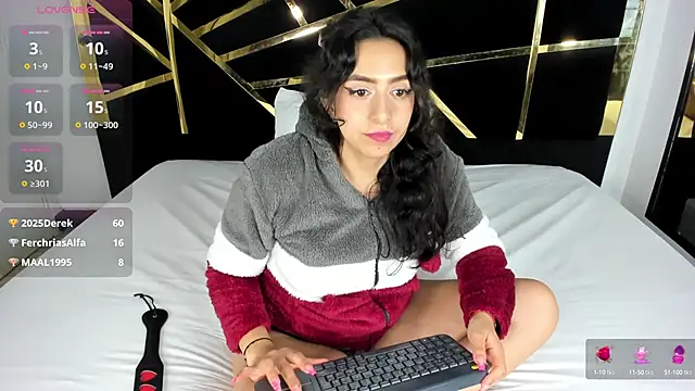 AlondraMendez online show from 01.04.25