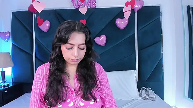 AlondraMendez online show from 02.18.25