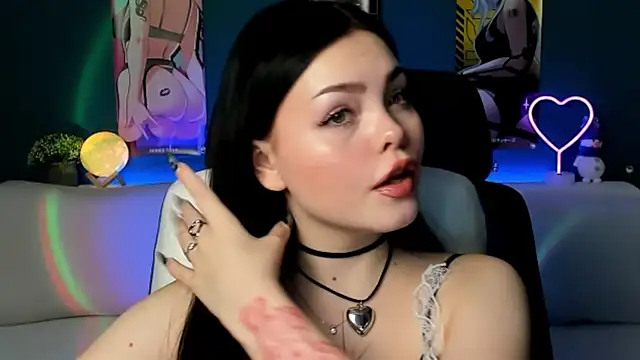 AkiraKatsu online show from 12.17.24