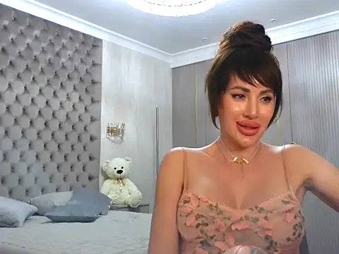 TianaPosh online show from 01.20.25