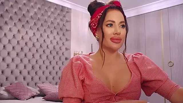 TianaPosh online show from 09.20.25