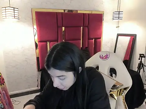 Violet m online show from 10.17.25