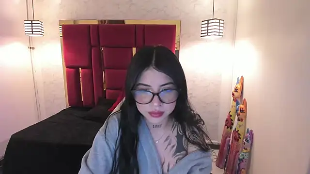 Violet m online show from 10.26.25