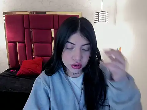 Violet m online show from 10.28.25