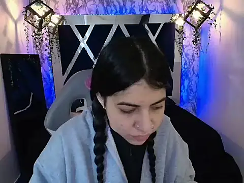 Violet m online show from 11.06.25